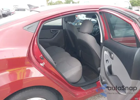 2016 Hyundai Elantra Se z USA, uszkodzony, nr VIN 5NPDH4AE1GH755960